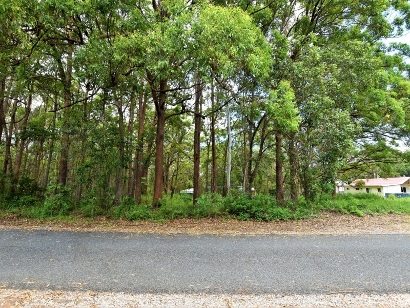 64-68 Taylor St, Russell Island QLD 4184