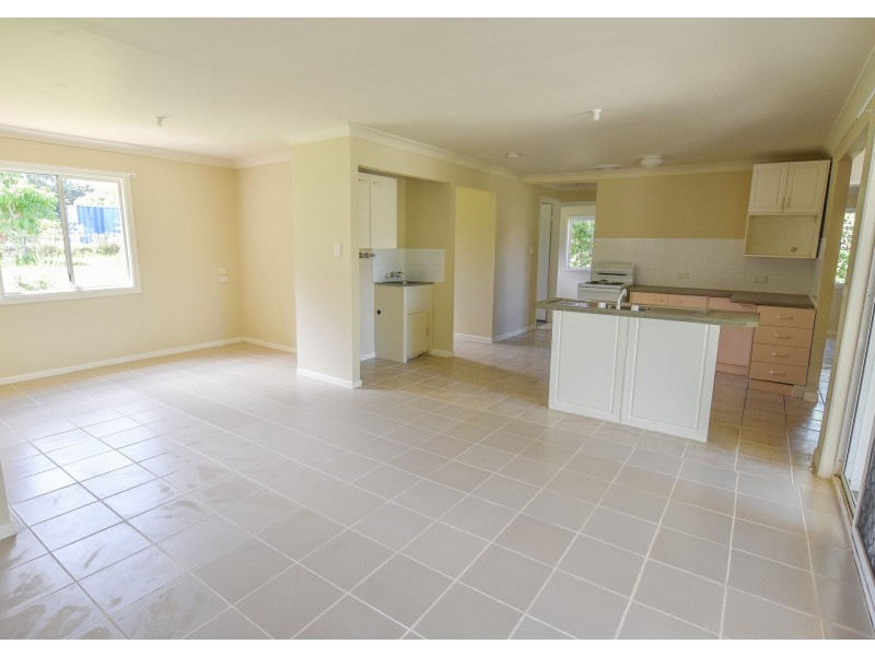 9 Bimbad Crescent, Russell Island QLD 4184