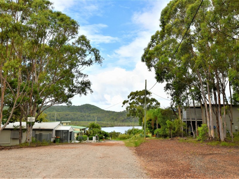 60 Seaward Drive, Russell Island QLD 4184