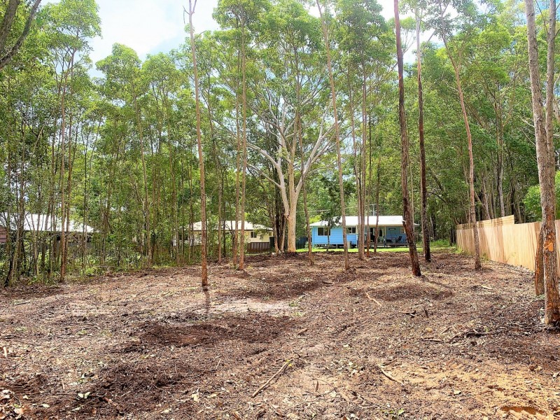 47 Lagoon Rd, Russell Island QLD 4184