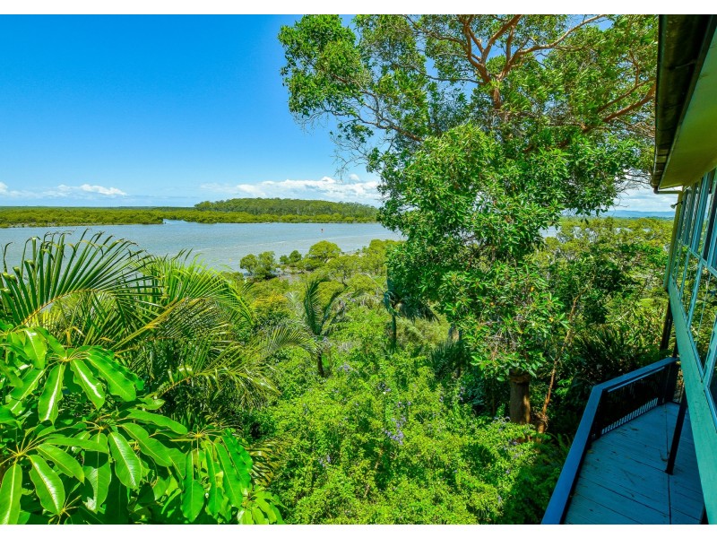 104 Crescent Dve, Russell Island QLD 4184