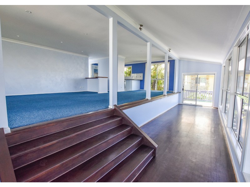104 Crescent Dve, Russell Island QLD 4184