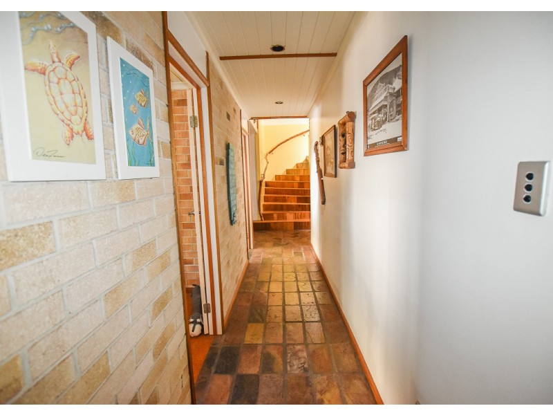 18 Ilumba Street, Russell Island QLD 4184