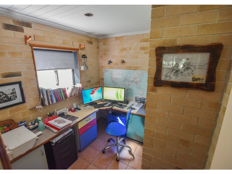 18 Ilumba Street, Russell Island QLD 4184