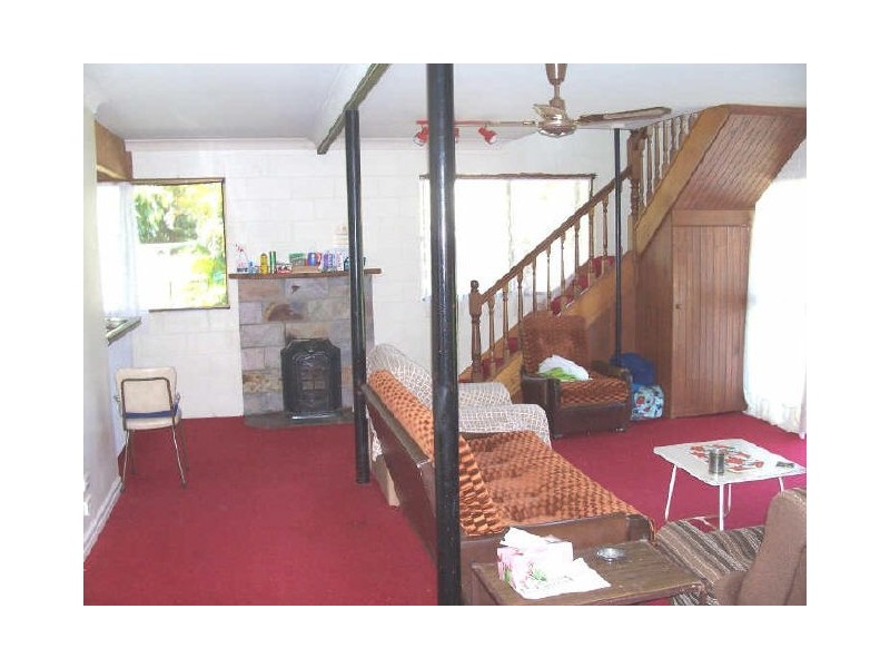 40 Crest Haven, Lamb Island QLD 4184