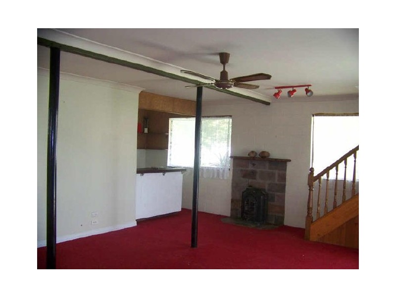 40 Crest Haven, Lamb Island QLD 4184