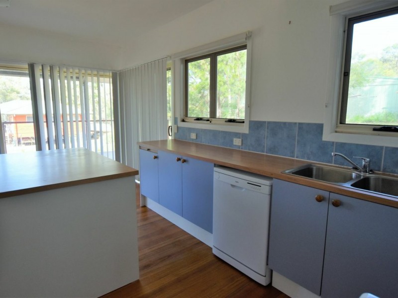 6 Alstonia Street, Russell Island QLD 4184