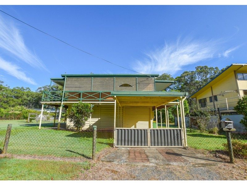 32-34 Darwallah Ave, Russell Island QLD 4184