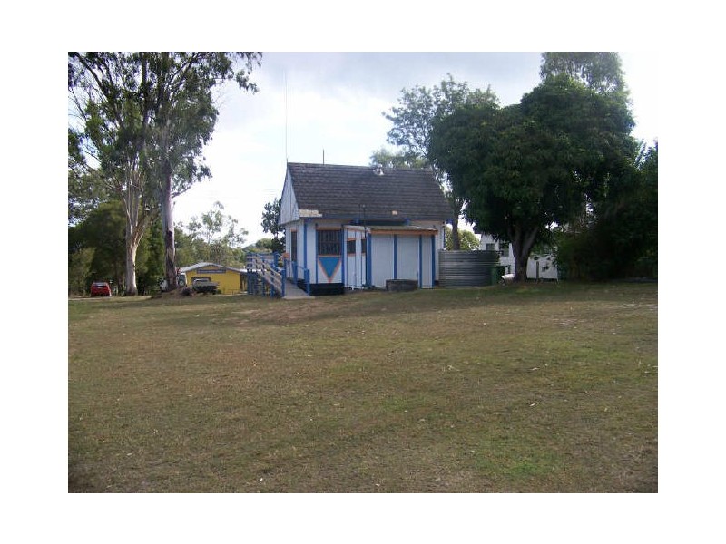 29 Russell Terrace, Macleay Island QLD 4184