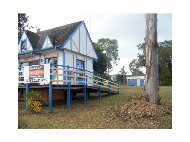 29 Russell Terrace, Macleay Island QLD 4184