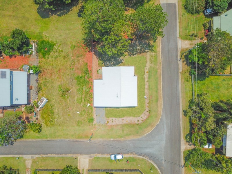1 Tails Street, Russell Island QLD 4184