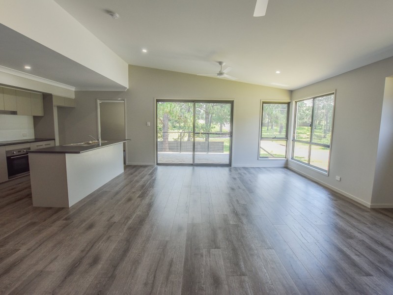 1 Tails Street, Russell Island QLD 4184