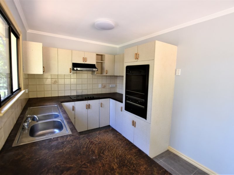 6 Glenfield Road, Russell Island QLD 4184