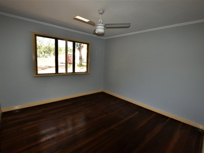 6 Glenfield Road, Russell Island QLD 4184