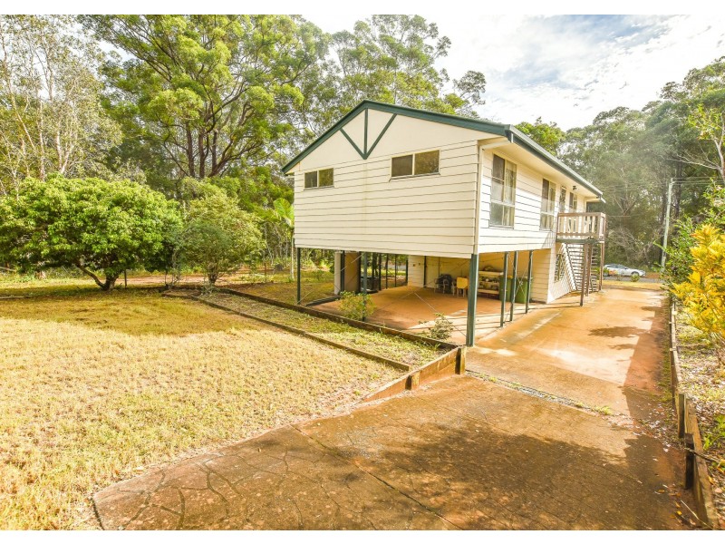 12 Barcelona Tce, Russell Island QLD 4184