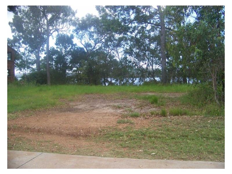 7 Bay Drive, Russell Island QLD 4184