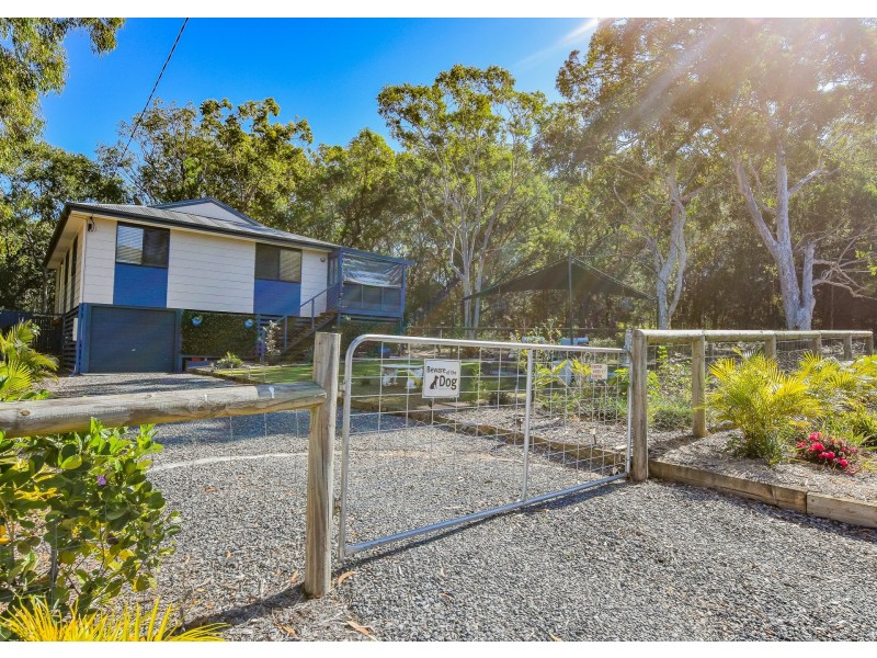 220 Centre Road, Russell Island QLD 4184