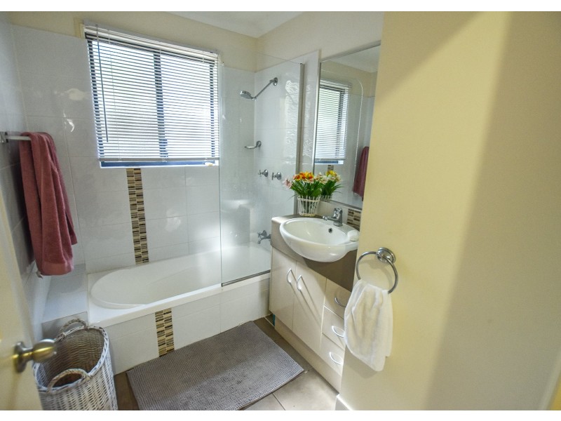 220 Centre Road, Russell Island QLD 4184