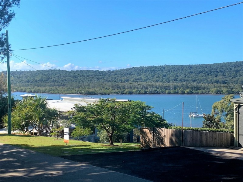 116 Wahine Drive, Russell Island QLD 4184