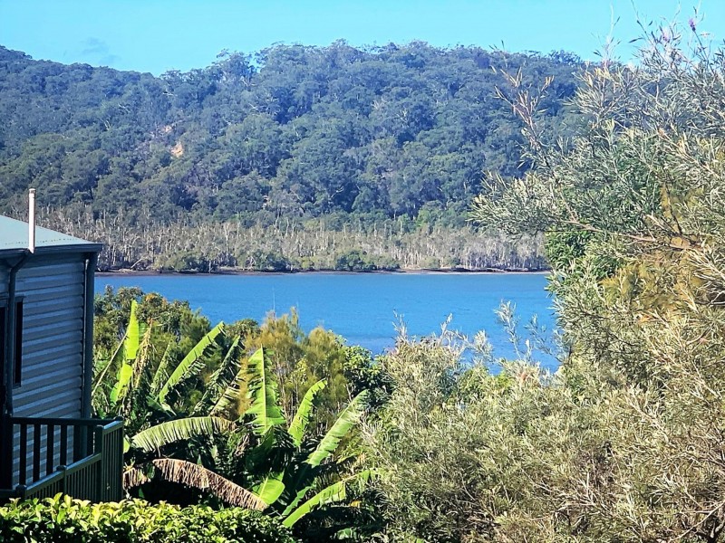 116 Wahine Drive, Russell Island QLD 4184