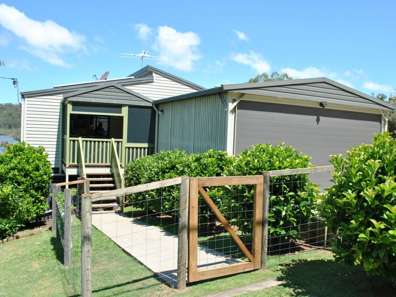 117 Wahine Drive, Russell Island QLD 4184