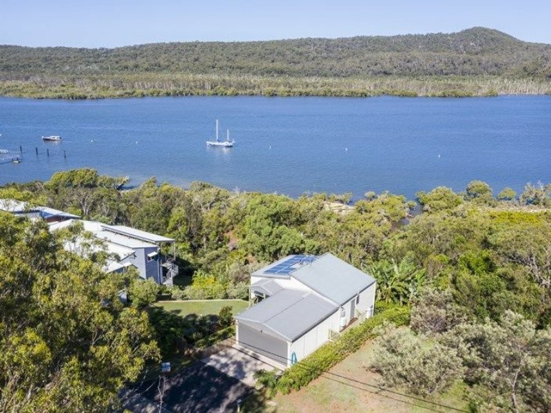117 Wahine Drive, Russell Island QLD 4184