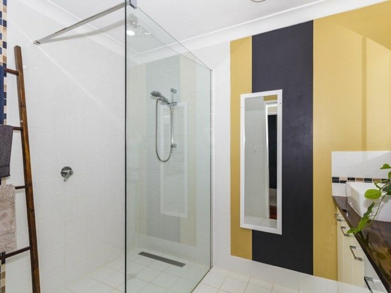 117 Wahine Drive, Russell Island QLD 4184