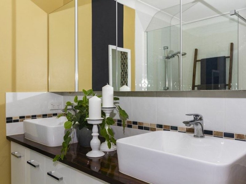 117 Wahine Drive, Russell Island QLD 4184