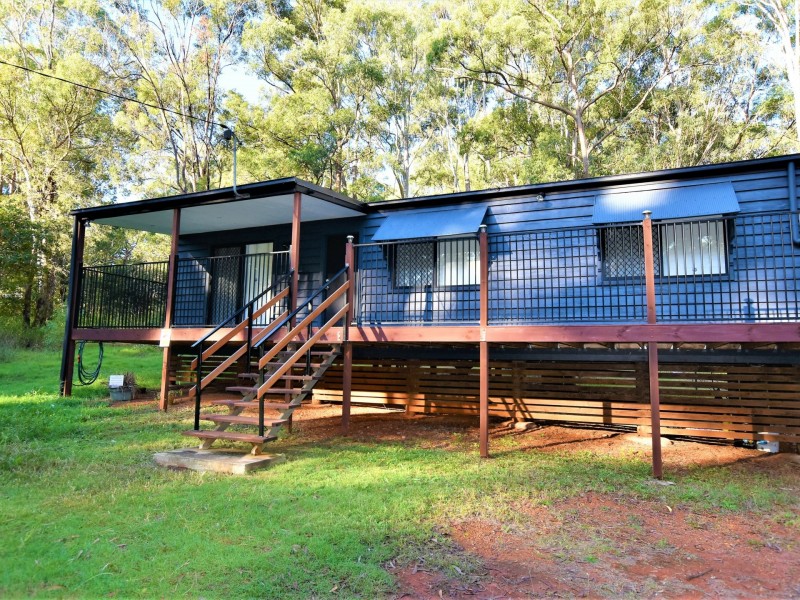 12 Blaxland Street, Russell Island QLD 4184