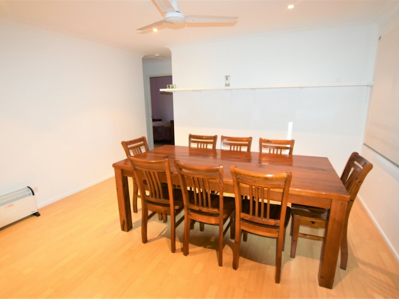 12 Blaxland Street, Russell Island QLD 4184