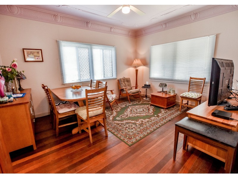 7 Centre Road, Russell Island QLD 4184