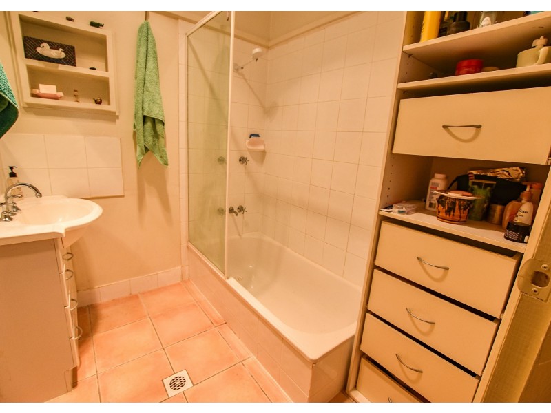 7 Centre Road, Russell Island QLD 4184