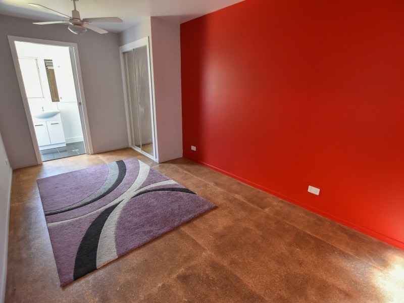 32 Tails St, Russell Island QLD 4184