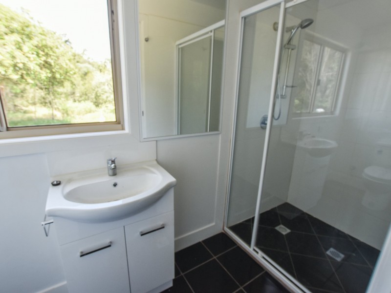 32 Tails St, Russell Island QLD 4184