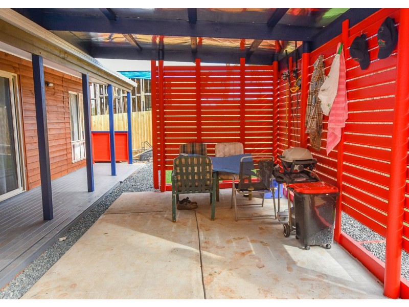 32 Tails St, Russell Island QLD 4184