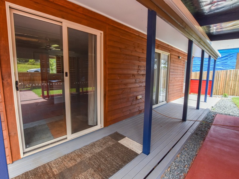 32 Tails St, Russell Island QLD 4184