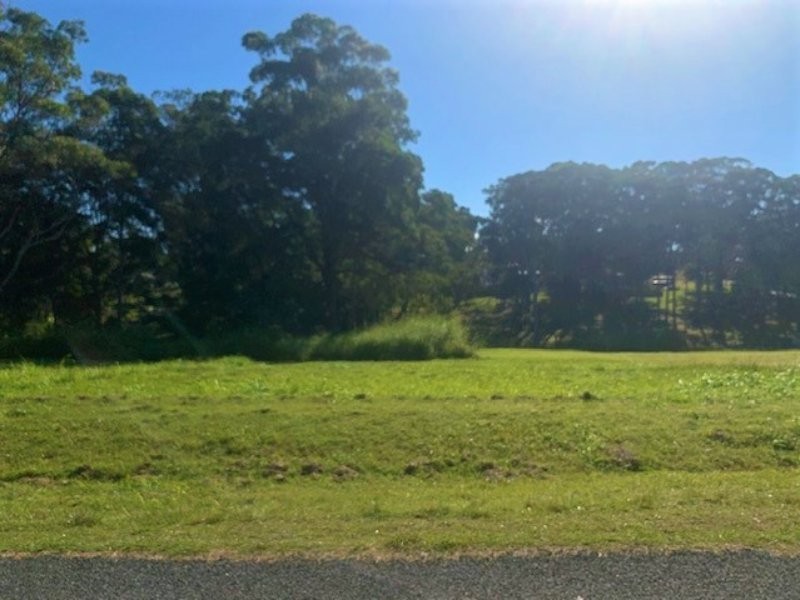 17 Mountain View Cres, Russell Island QLD 4184