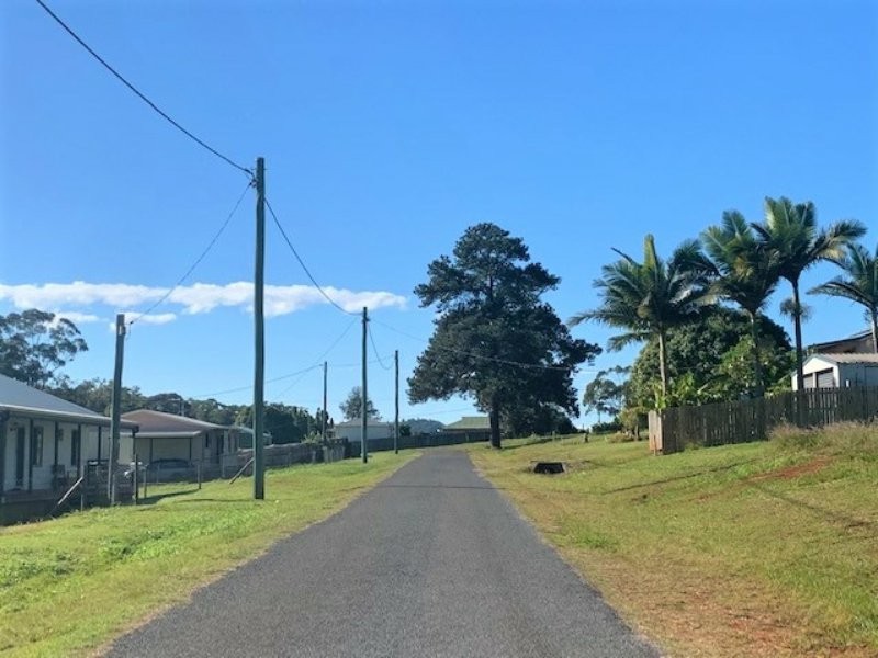 17 Mountain View Cres, Russell Island QLD 4184