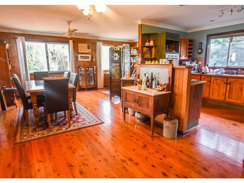 6 Aquamarine Avenue, Russell Island QLD 4184