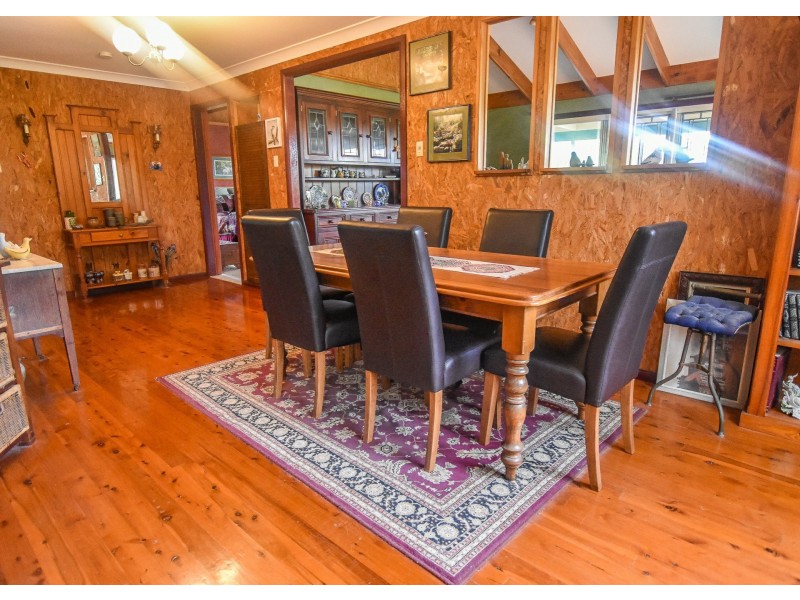 6 Aquamarine Avenue, Russell Island QLD 4184