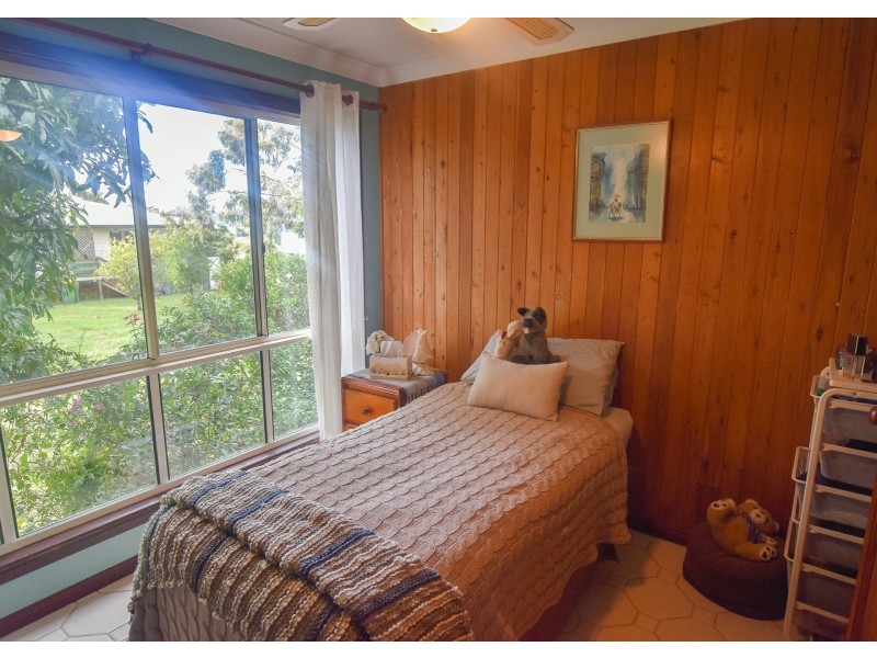 6 Aquamarine Avenue, Russell Island QLD 4184