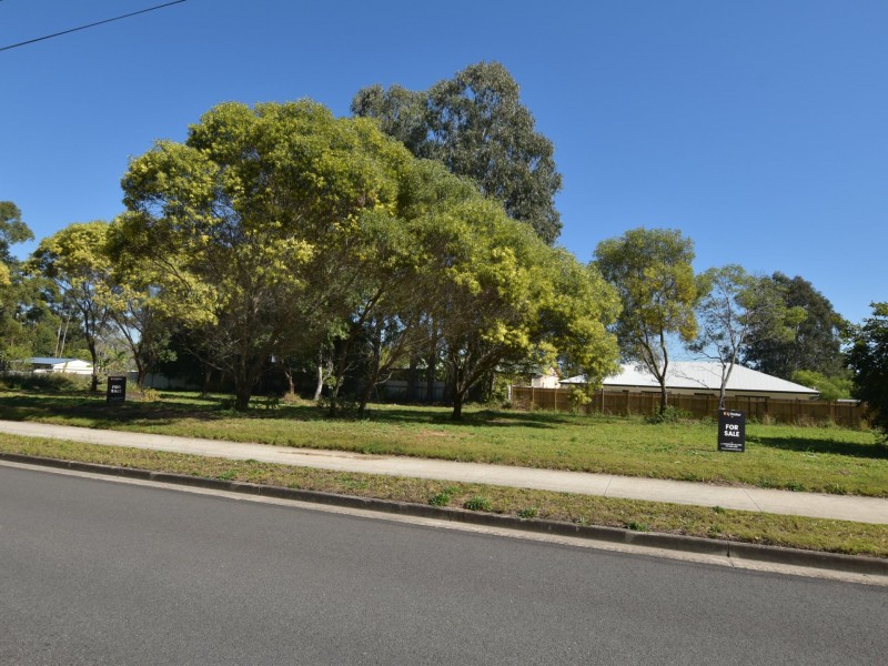 270-272 Centre Road, Russell Island QLD 4184