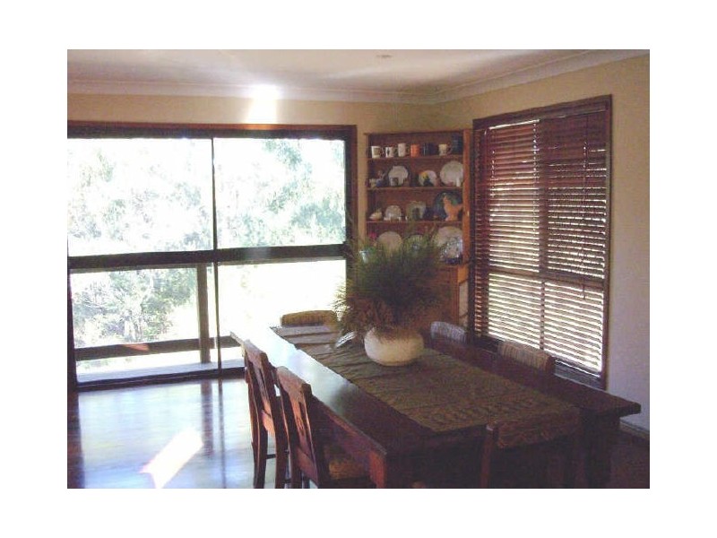 3 Betty Street, Macleay Island QLD 4184