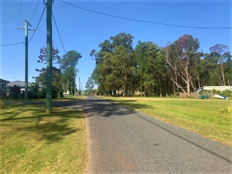 88 Laurel Street, Russell Island QLD 4184