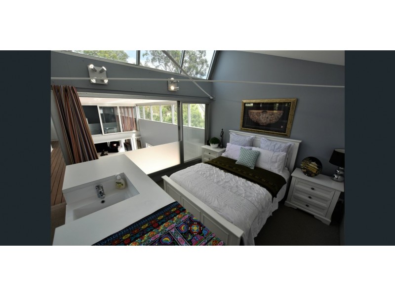 56 Canaipa Point Dve, Russell Island QLD 4184