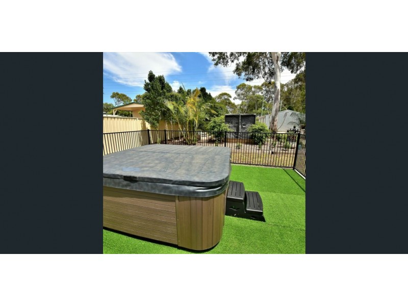 56 Canaipa Point Dve, Russell Island QLD 4184