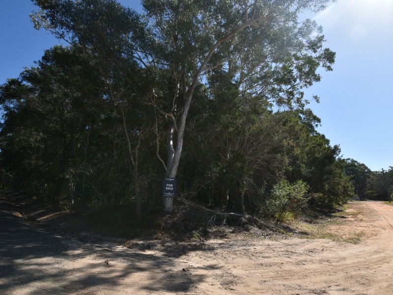 1 Hunters Road, Russell Island QLD 4184