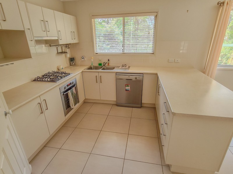 11 Doverton St, Russell Island QLD 4184