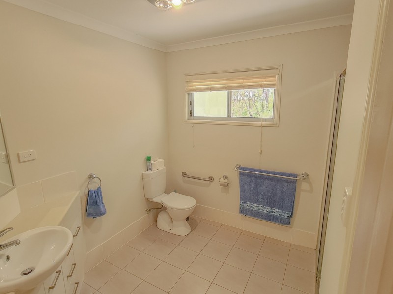 11 Doverton St, Russell Island QLD 4184
