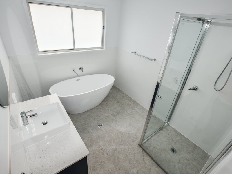 1 Richardson Street, Russell Island QLD 4184